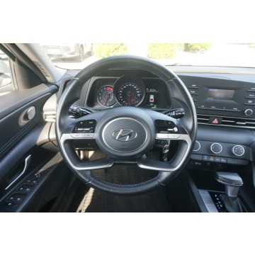 Hyundai Elantra  Sedan/Limuzyna 2022,  1.6 benzyna, automat - Na sprzedaż za 55 200 zł - Poznań - zdjęcie 12