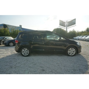 Volkswagen Touran  Minivan/Van 2022,  2.0 diesel, automat - Na sprzedaż za 65 000 zł - Poznań - zdjęcie 5