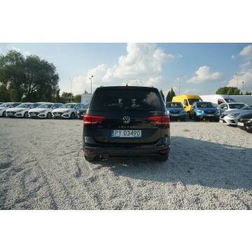 Volkswagen Touran  Minivan/Van 2022,  2.0 diesel, automat - Na sprzedaż za 65 000 zł - Poznań - zdjęcie 7