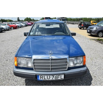 Mercedes - Benz W124  Sedan/Limuzyna 1988,  2.0 benzyna - Na sprzedaż za 24 900 zł - Tarnogród - zdjęcie 7