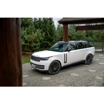 Land Rover Range Rover  SUV 2024,  4.4 benzyna, automat - Na sprzedaż za 599 777 zł - Ropczyce - zdjęcie 3