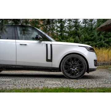 Land Rover Range Rover  SUV 2024,  4.4 benzyna, automat - Na sprzedaż za 599 777 zł - Ropczyce - zdjęcie 9