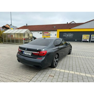 BMW Seria 7  Sedan/Limuzyna 2017,  3.0 diesel, automat - Na sprzedaż za 127 000 zł - Nysa - zdjęcie 4
