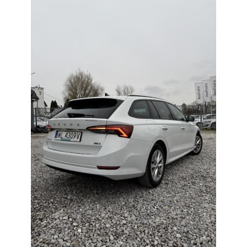 Skoda Octavia 2023,  1.5 benzyna, automat - Na sprzedaż za 94 900 zł - Warszawa - zdjęcie 5