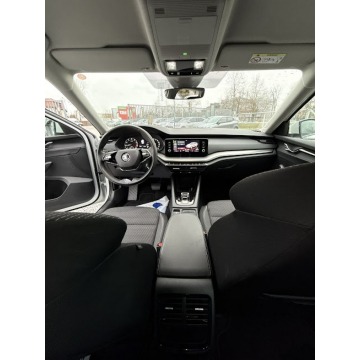 Skoda Octavia 2023,  1.5 benzyna, automat - Na sprzedaż za 94 900 zł - Warszawa - zdjęcie 11