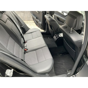 Mercedes - Benz C-klasa 2009,  1.8 benzyna, automat - Na sprzedaż za 25 900 zł - Poznań - zdjęcie 7