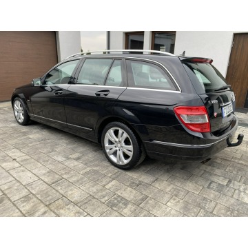 Mercedes - Benz C-klasa 2009,  1.8 benzyna, automat - Na sprzedaż za 25 900 zł - Poznań - zdjęcie 11