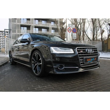 Audi A8  Sedan/Limuzyna 2013,  4.2 diesel, automat - Na sprzedaż za 159 900 zł - Warszawa - zdjęcie 2