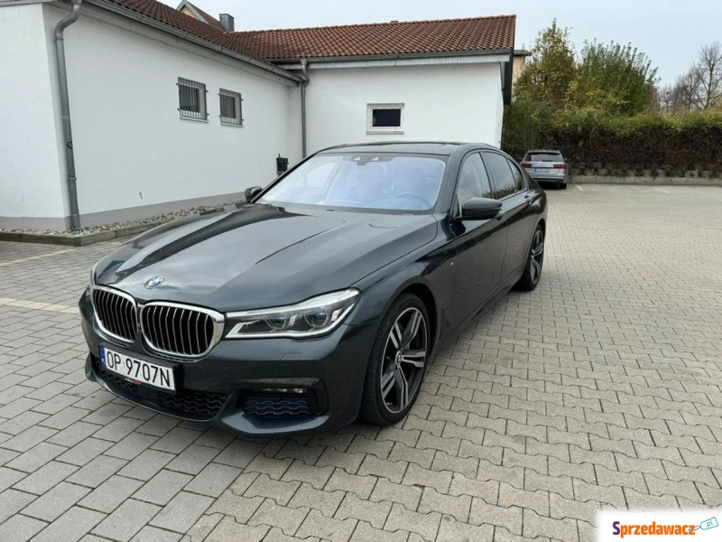 BMW Seria 7  Sedan/Limuzyna 2017,  3.0 diesel, automat - Na sprzedaż za 127 000 zł - Nysa