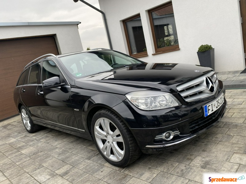 Mercedes - Benz C-klasa 2009,  1.8 benzyna, automat - Na sprzedaż za 25 900 zł - Poznań