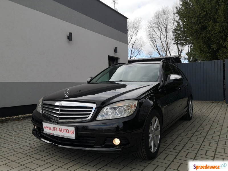 Mercedes - Benz  2008,  2.1 diesel - Na sprzedaż za 31 900 zł - Strzegom