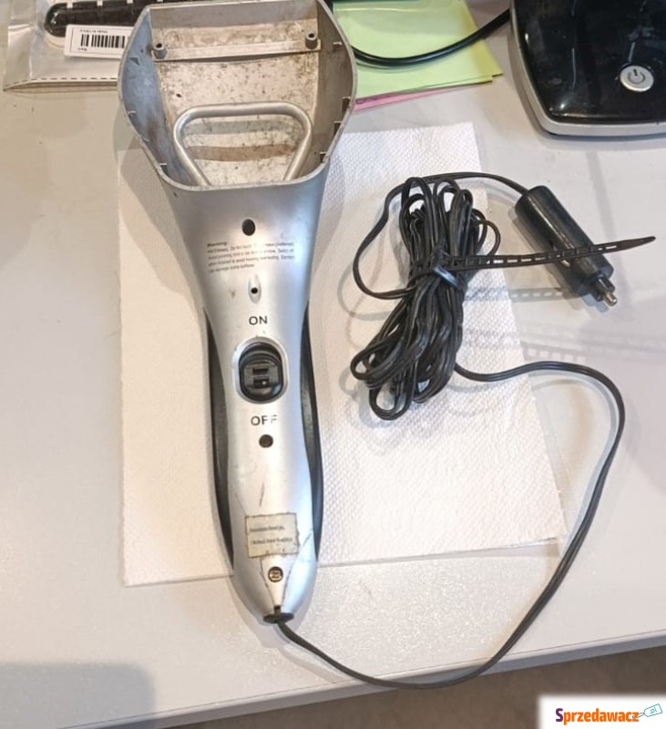 Elektryczna skrobaczka do szyb...