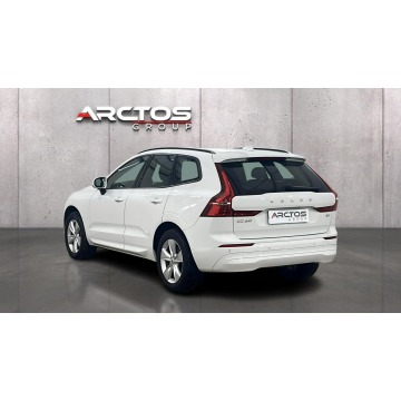 Volvo   SUV 2021,  2.0 hybryda, automat - Na sprzedaż za 99 800 zł - Warszawa - zdjęcie 3