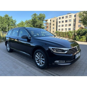Volkswagen Passat 2019,  1.5 benzyna, automat - Na sprzedaż za 69 900 zł - Warszawa - zdjęcie 5