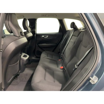 Volvo   SUV 2021,  2.0 benzyna, automat - Na sprzedaż za 102 200 zł - Warszawa - zdjęcie 10