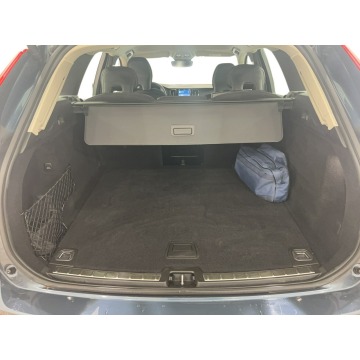 Volvo   SUV 2021,  2.0 benzyna, automat - Na sprzedaż za 99 400 zł - Warszawa - zdjęcie 11
