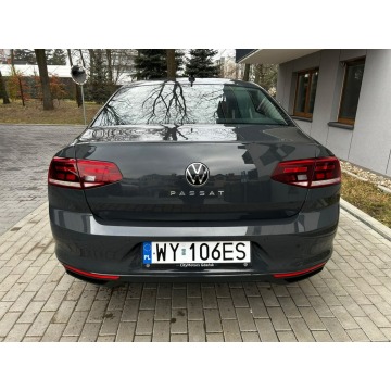 Volkswagen Passat  Sedan/Limuzyna 2020,  1.5 benzyna, automat - Na sprzedaż za 71 500 zł - Warszawa - zdjęcie 8