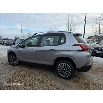 Peugeot 2008  Hatchback 2018,  1.2 benzyna, automat - Na sprzedaż za 29 999 zł - Nowe Sójki - zdjęcie 10