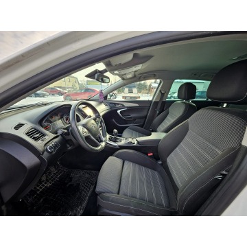 Opel Insignia 2014,  2.0 diesel - Na sprzedaż za 24 000 zł - Warszawa - zdjęcie 9