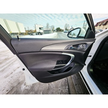 Opel Insignia 2014,  2.0 diesel - Na sprzedaż za 24 000 zł - Warszawa - zdjęcie 11