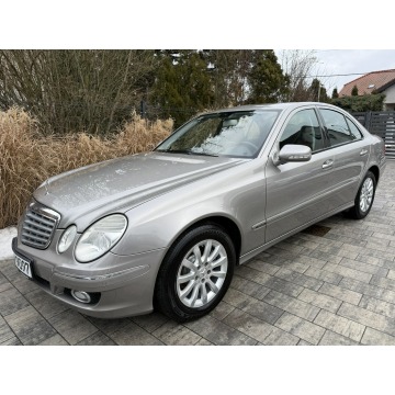 Mercedes E 200 - Bardzo zadbana - 100% oryginalny przebieg