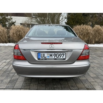 Mercedes - Benz E-klasa  Sedan/Limuzyna 2006,  1.8 benzyna, automat - Na sprzedaż za 29 900 zł - Poznań - zdjęcie 12