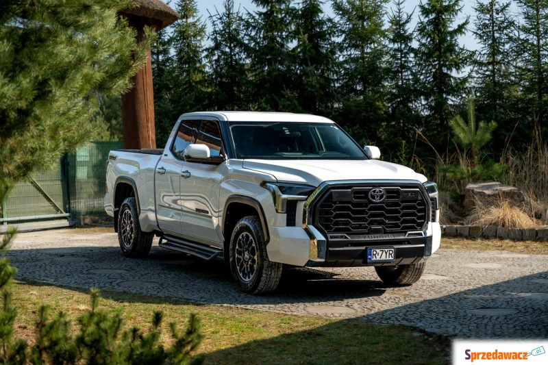 Toyota Tundra 2022,  3.5 benzyna, automat - Na sprzedaż za 199 777 zł - Ropczyce