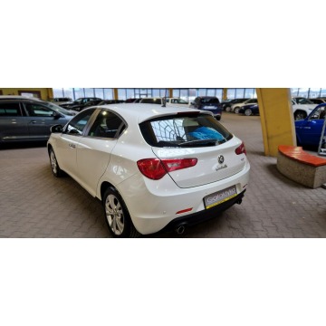 Alfa Romeo Giulietta  Hatchback 2014,  2.0 diesel - Na sprzedaż za 23 900 zł - Mysłowice - zdjęcie 7