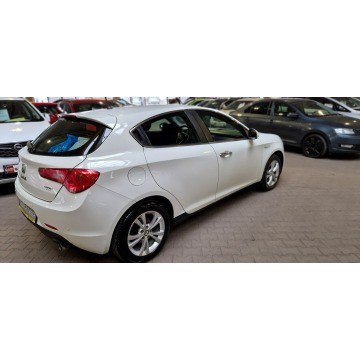 Alfa Romeo Giulietta  Hatchback 2014,  2.0 diesel - Na sprzedaż za 23 900 zł - Mysłowice - zdjęcie 10