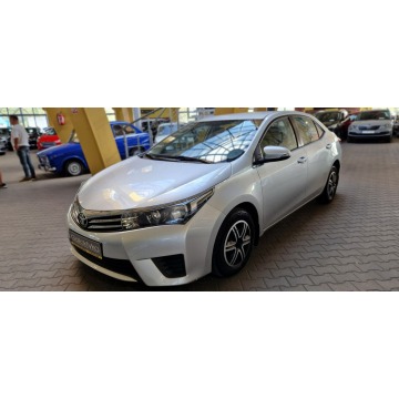 Toyota Corolla  Sedan/Limuzyna 2015,  1.3 benzyna - Na sprzedaż za 43 900 zł - Mysłowice - zdjęcie 6