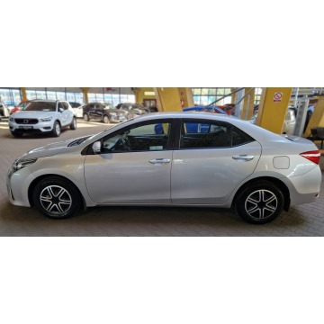 Toyota Corolla  Sedan/Limuzyna 2015,  1.3 benzyna - Na sprzedaż za 43 900 zł - Mysłowice - zdjęcie 7