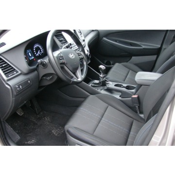 Hyundai Tucson  SUV 2018,  1.7 diesel - Na sprzedaż za 54 900 zł - Piła - zdjęcie 4