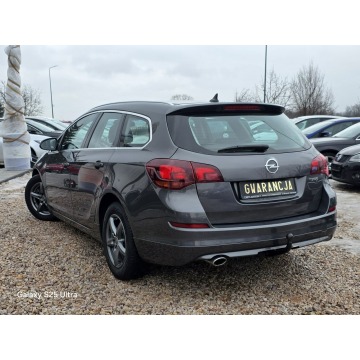 Opel Astra 2012,  1.6 benzyna - Na sprzedaż za 21 999 zł - Nowe Sójki - zdjęcie 11