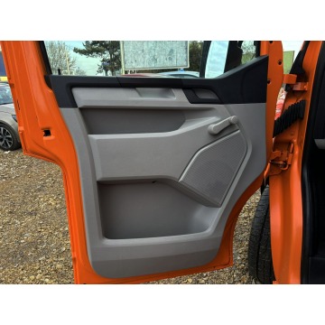 Volkswagen Transporter 2019,  2.0 diesel - Na sprzedaż za 56 998 zł - Tychy - zdjęcie 11