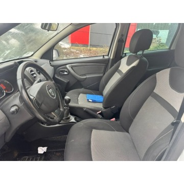 Dacia Duster  SUV 2016,  1.2 benzyna - Na sprzedaż za 15 000 zł - Margonin - zdjęcie 9