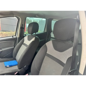 Dacia Duster  SUV 2016,  1.2 benzyna - Na sprzedaż za 15 000 zł - Margonin - zdjęcie 8