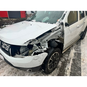 Dacia Duster  SUV 2016,  1.2 benzyna - Na sprzedaż za 15 000 zł - Margonin - zdjęcie 4
