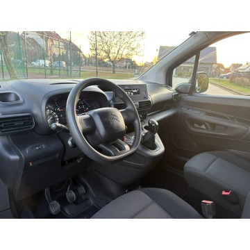 Citroen Berlingo 2020,  1.5 diesel - Na sprzedaż za 22 500 zł - Knurów - zdjęcie 9