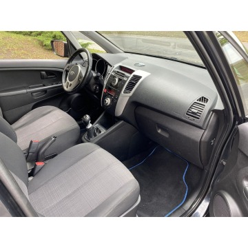 Kia Venga  Minivan/Van 2010,  1.4 diesel - Na sprzedaż za 16 999 zł - Gostyń - zdjęcie 7