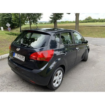 Kia Venga  Minivan/Van 2010,  1.4 diesel - Na sprzedaż za 16 999 zł - Gostyń - zdjęcie 6