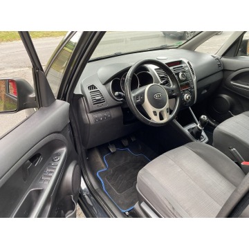 Kia Venga  Minivan/Van 2010,  1.4 diesel - Na sprzedaż za 16 999 zł - Gostyń - zdjęcie 9