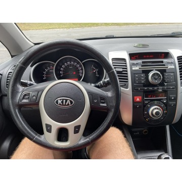 Kia Venga  Minivan/Van 2010,  1.4 diesel - Na sprzedaż za 16 999 zł - Gostyń - zdjęcie 12