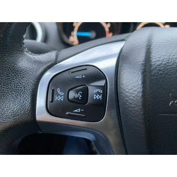 Ford Fiesta  Hatchback 2015,  1.2 benzyna - Na sprzedaż za 25 900 zł - Poznań - zdjęcie 8