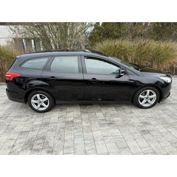 Ford Focus 2016,  1.5 diesel - Na sprzedaż za 29 900 zł - Poznań - zdjęcie 6
