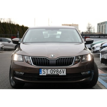 Skoda Octavia  Hatchback 2019,  1.0 benzyna - Na sprzedaż za 46 900 zł - Tychy - zdjęcie 3