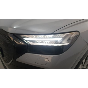 Audi Q4  SUV 2023 elektryczny, automat - Na sprzedaż za 139 700 zł - Warszawa - zdjęcie 10