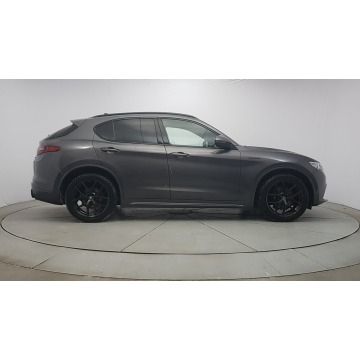 Alfa Romeo Stelvio  SUV 2021,  2.0 benzyna, automat - Na sprzedaż za 135 800 zł - Warszawa - zdjęcie 8