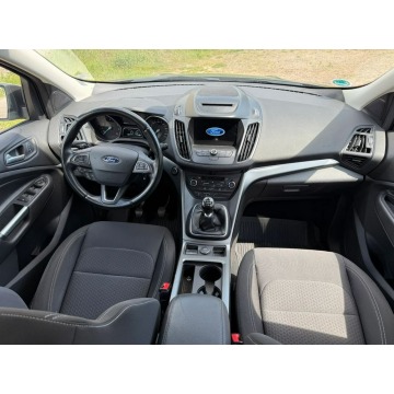 Ford Kuga  SUV 2017,  1.5 benzyna - Na sprzedaż za 46 700 zł - Poniec - zdjęcie 9