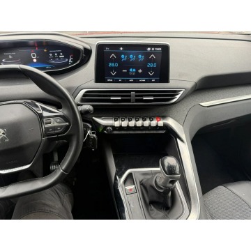 Peugeot 3008  SUV 2019,  1.5 diesel - Na sprzedaż za 59 800 zł - Poniec - zdjęcie 7