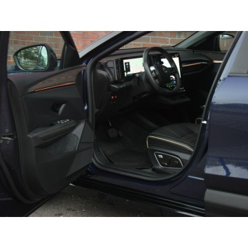 Renault Megane  Hatchback 2022 elektryczny, automat - Na sprzedaż za 109 990 zł - Mysłowice - zdjęcie 12